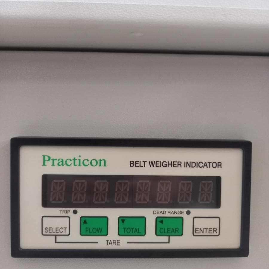 Bộ chỉ thị Practicon Belt Weigher Indicator mặt trước